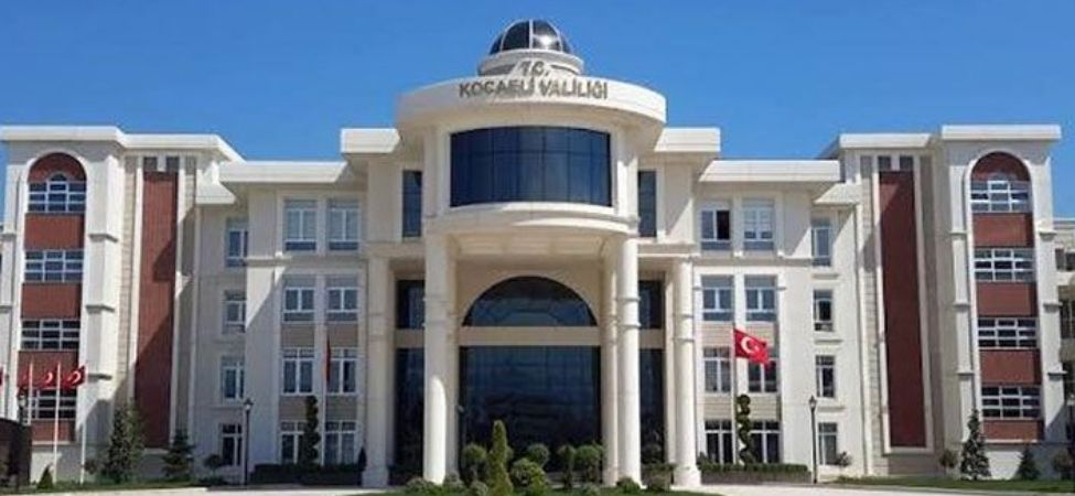 Valilikten YKS Adaylarina Mujde Kimlik Islemleri Icin Hafta Sonu Mesai Basliyor Valilikten YKS Adaylarına Müjde Kimlik İşlemleri İçin Hafta Sonu Mesai Başlıyor