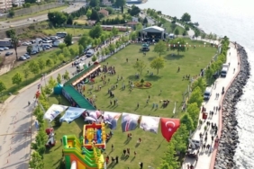 4 Temmuz Kurtuluş Haftası Festivali'ne Kocaelispor Renk Katacak İlhan Çınar Alanı'ndaki Stantta Sürpriz Yarışmalar ve Hediyeler Bekliyor