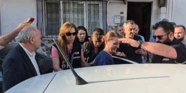 İzmit Belediyesi'ndeki Yolsuzluk Operasyonunda Flaş Gelişme Başkan Hürriyet Ve Eşi Dahil 20 Kişi Tutuklandı