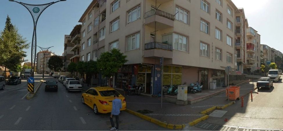Kocaeli Büyükşehir Belediyesi Encümeni Kararıyla Hacımehmet Mahallesi'ndeki 5 Araçlık Yeni Karamürsel Taksi Durağı 10 Yıllığına Kiraya Verildi (2)