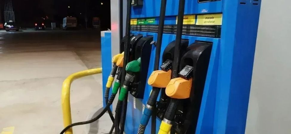 Karamursel Ve Kocaelide Suruculerin Yuzunu Guldurecek Haber Motorine Gece Yarisi 4 TL Indirim Bekleniyor Karamürsel Ve Kocaeli'de Sürücülerin Yüzünü Güldürecek Haber Motorine Gece Yarısı 4 TL İndirim Bekleniyor